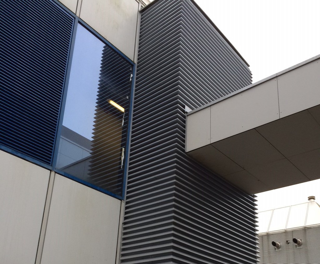 Dummy / cladding louvres McKenzieMartin ESI Building Design