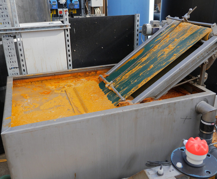 Greasebuster® fats, oils and grease skimmer Smart Storm ESI Enviropro