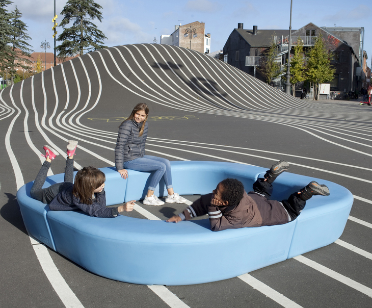 Loop Corner polyethylene outdoor seating Artform Urban Furniture