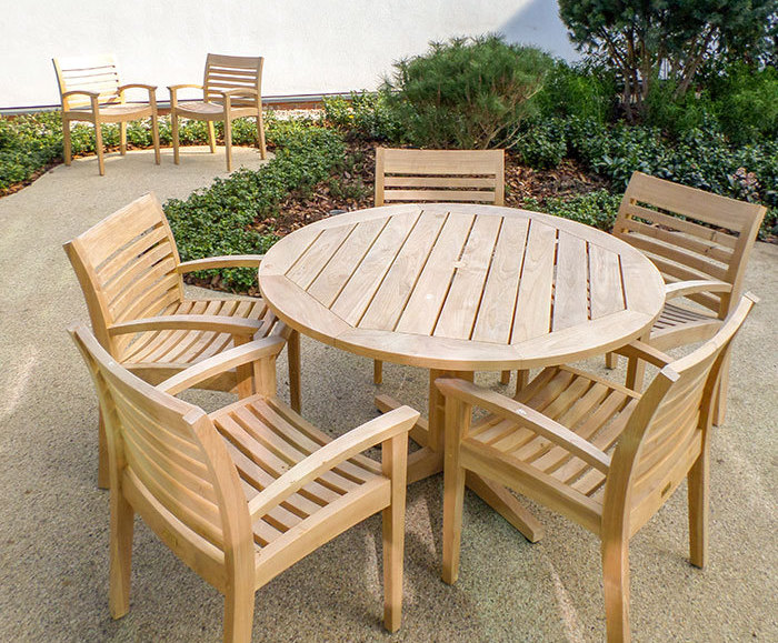 Outdoor timber furniture for cancer treatment centre Artform Urban
