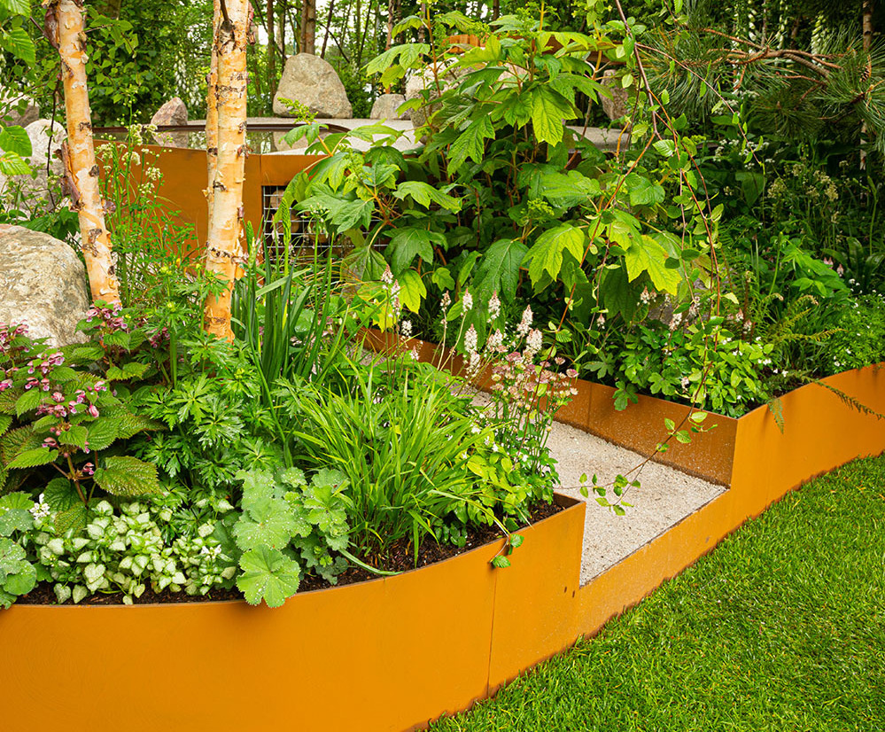 Corten Steel Framework And Water Feature Rhs Chelsea Outdoor