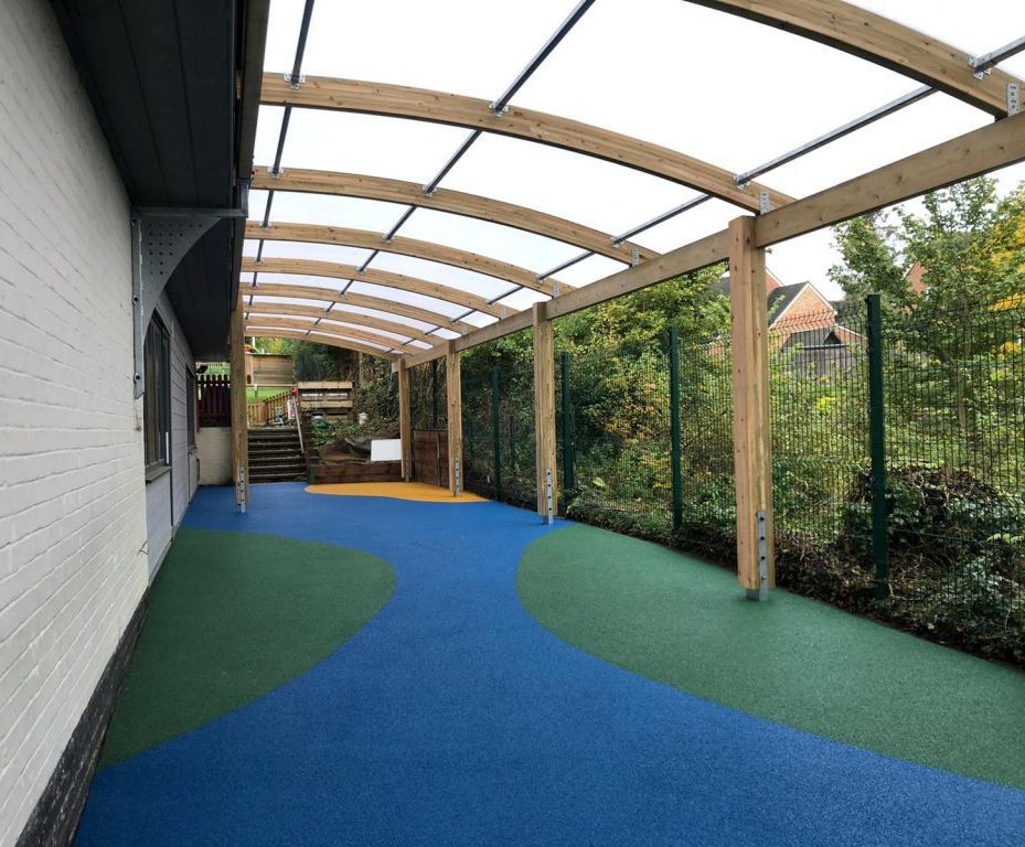 Bespoke glulam beam canopy for primary school play area | Setter ...