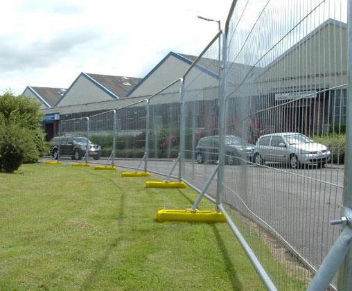 Heras HSG 151 Steadfast Strut temporary fencing system | Heras UK | ESI ...