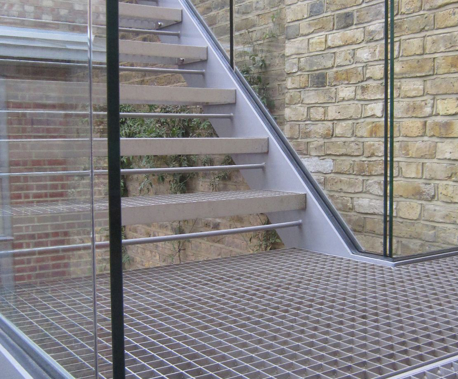 Stair treads and landings for Urban Outlook Elefant Gratings ESI Building Design