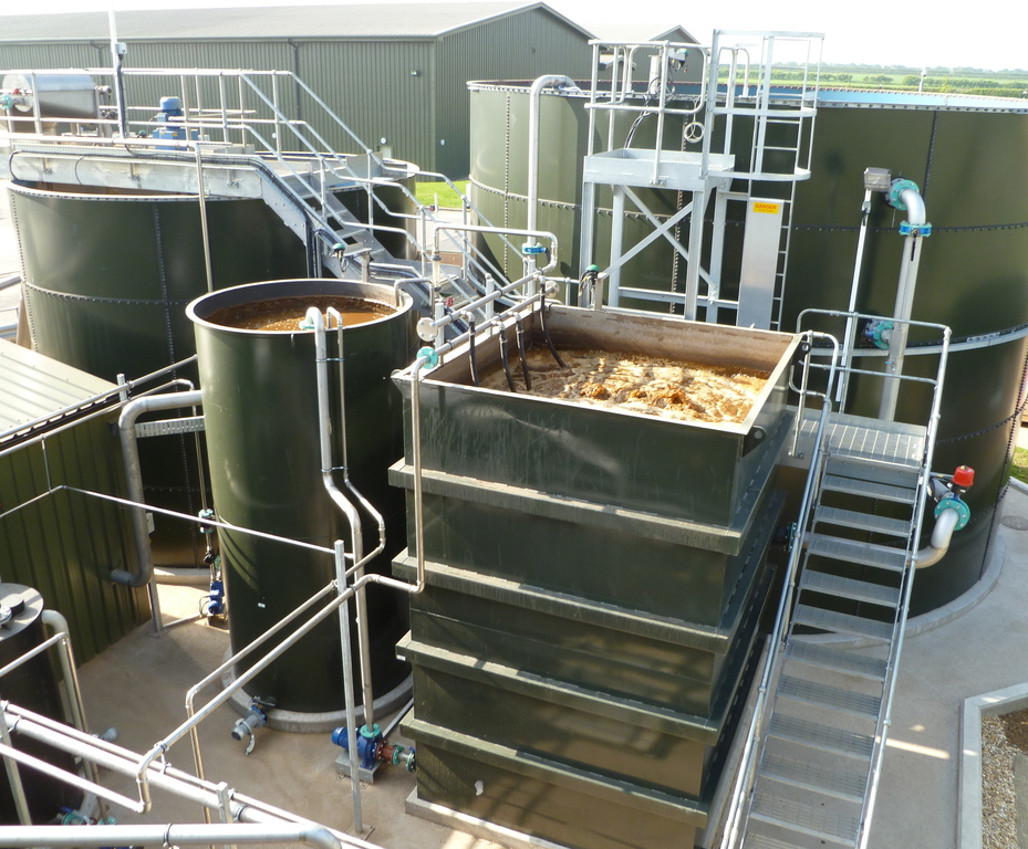 Waste water recycling at potato processing plants