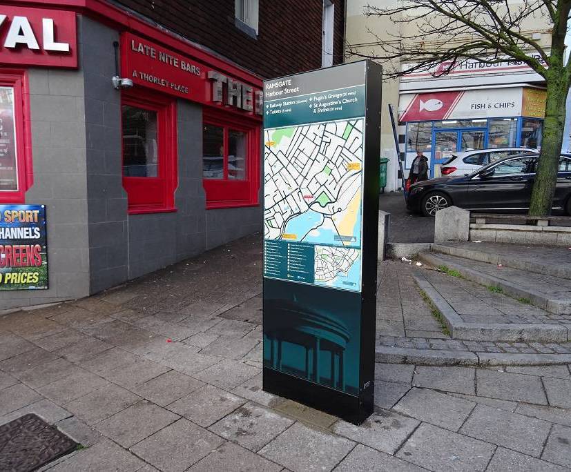 Contemporary wayfinding signage scheme for coastal town Fitzpatrick