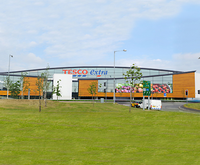 Cedar cladding, Tesco store, Widnes Silva Timber ESI Building Design