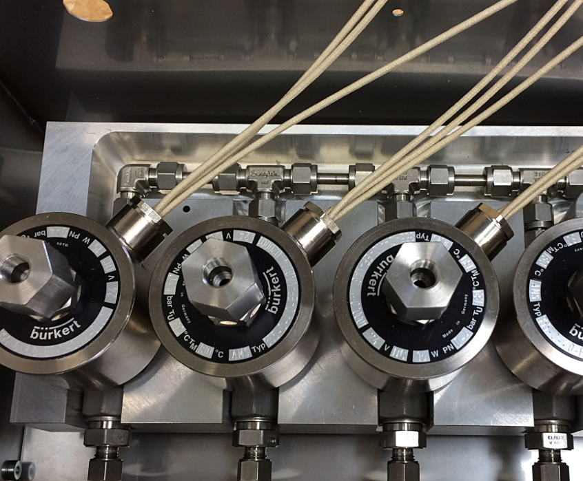 High temperature control for exhaust analysis