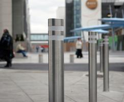s23 stainless steel bollard with reflective bands