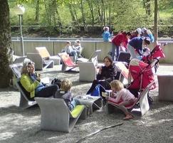 SPONECK chairs in a park setting