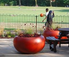 Custom-coloured planters, Paddington Recreation Ground | IOTA | ESI