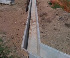 Precast concrete duct