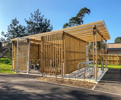 Sheldon timber-clad enclosed cycle shelter - SCS309