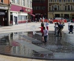 Dry plaza water feature - Lyric Square, Hammersmith | Fountains Direct ...