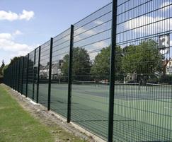 Advantage rigid mesh tennis fencing