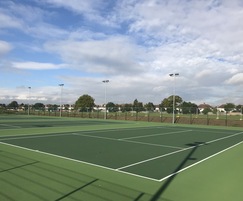 Sports fencing for Gunnersbury Park tennis courts