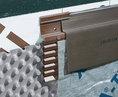 DELTA® Terrax drainage membrane fixing detail