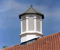 Octagonal roof turret with lad wffwect pyramid roof