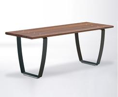 Nuvola Table