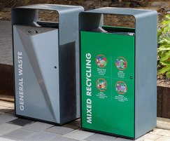 Pack litter bin at Sheffield University