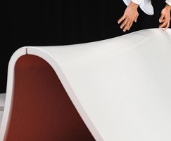 Kore curved backrest detail
