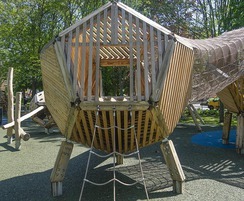 Pod with climbing net to enter