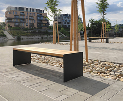 EKTA park bench - full sidewalls made of steel sheet