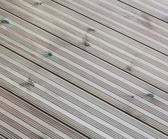 Q-Deck® Winchester style ribbed decking boards, 27x144m