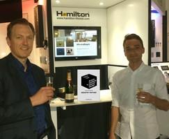 Hamilton Litestat: Hamilton加入英国室内设计学院beplay怎么下载app