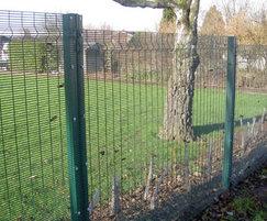 Securus Profiled™ high security panel fencing system