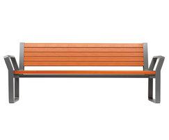 Cerro hardwood seat with cast aluminium frame